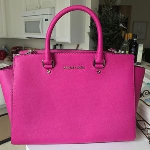 Michael Kors Selma Satchel